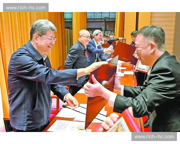 以突破路线为核心推动高质量发展新格局的战略思考与实践路径探索